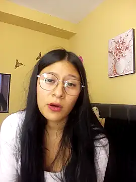 BrendaRojas_'s cam snapshot