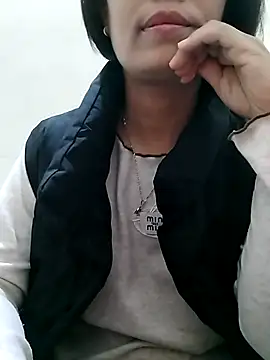 love_sexy090's cam snapshot