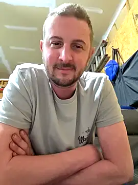 MrMechanic38 live sex cam