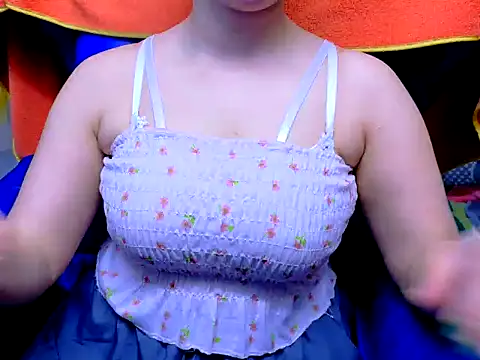 Sinzginne5898's cam snapshot