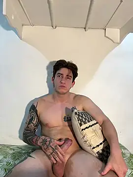 AteneoJr's cam snapshot