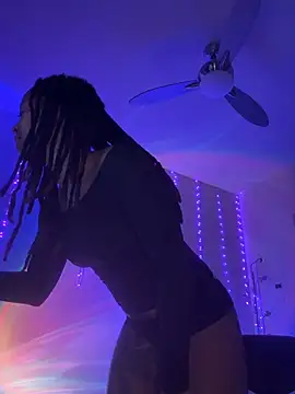 thebrattygoddess live sex cam