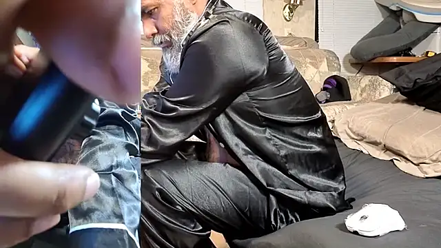 Clouds_4play's cam snapshot