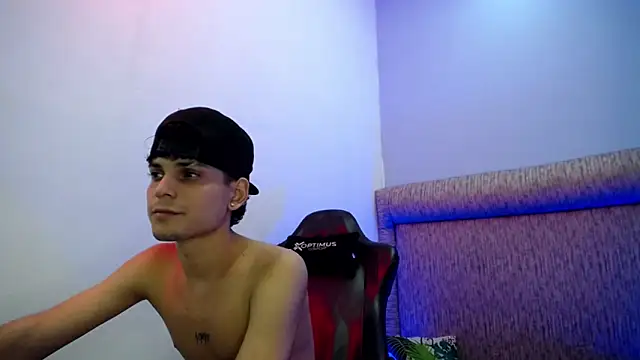 dilan_hott_'s cam snapshot