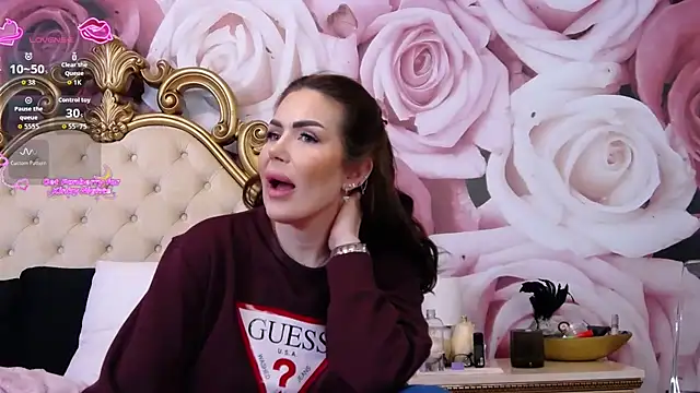 HessaHessy live sex cam