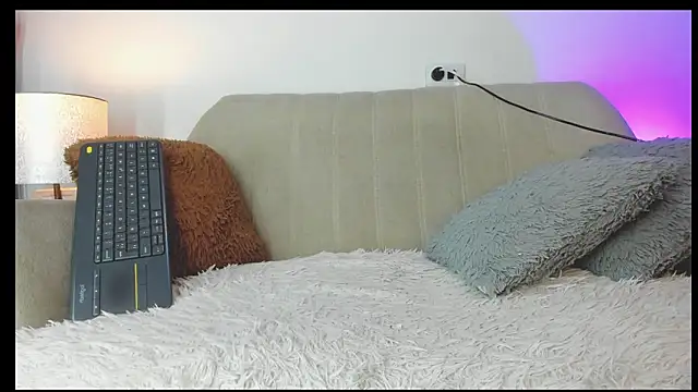 teo_saenz live sex cam