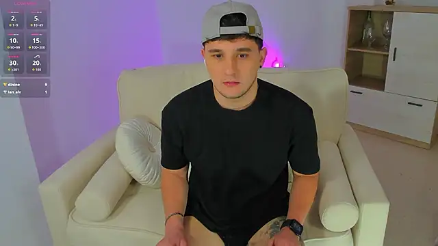 Massimo_Fiore's cam snapshot