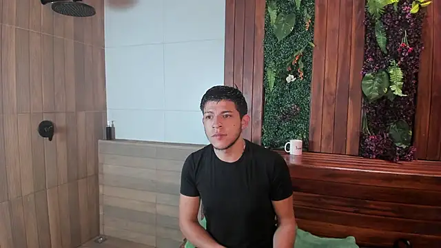 Zackfalcon_'s cam snapshot