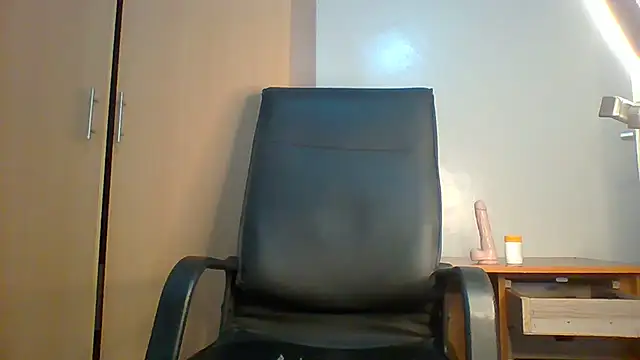 ModanSexy's cam snapshot