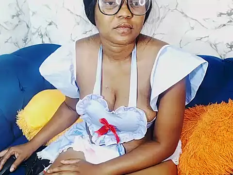 CrystalMelaninXX's cam snapshot