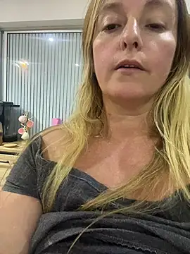 moniquerainx's cam snapshot