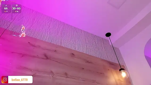 bella_lovers_'s cam snapshot