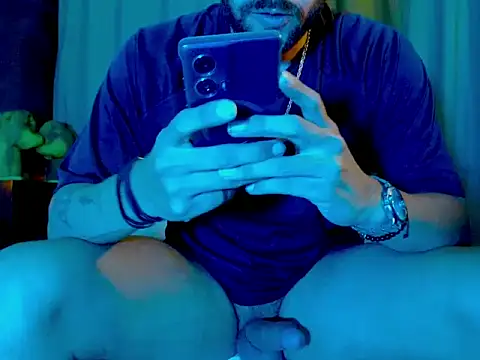 cortelioni_massimo_'s cam snapshot