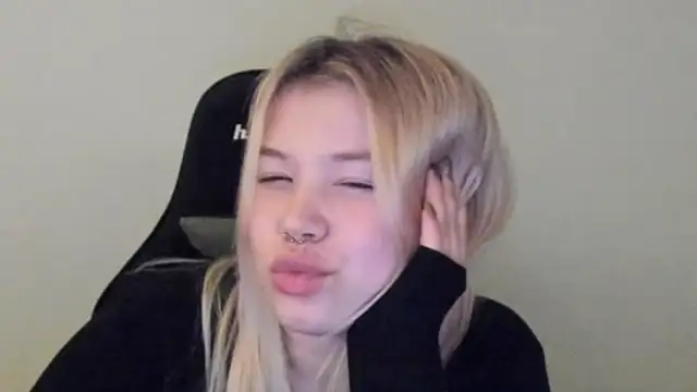 Lulu_Di's cam snapshot