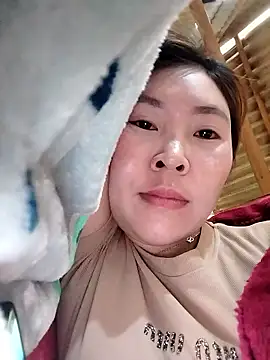 Yiyoongg's cam snapshot