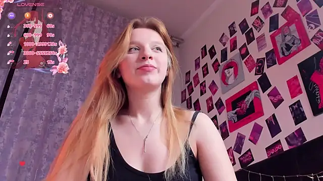 KarambaMoon's cam snapshot