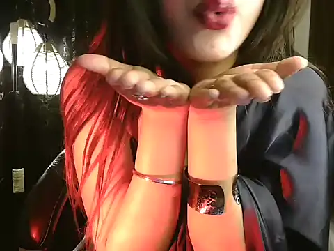 Lusty_365_24x7's cam snapshot