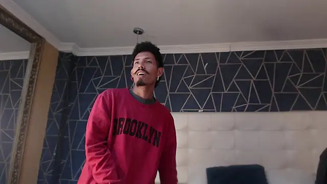 NoaahTylor's cam snapshot