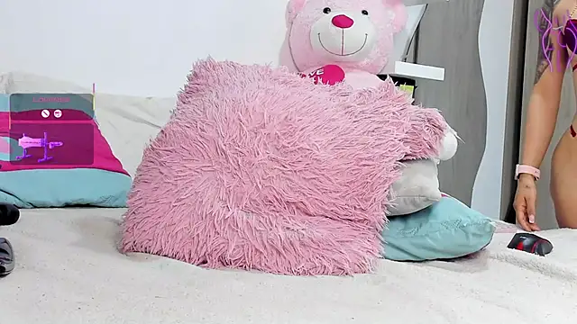 Queen_Antonella_Oficial's cam snapshot