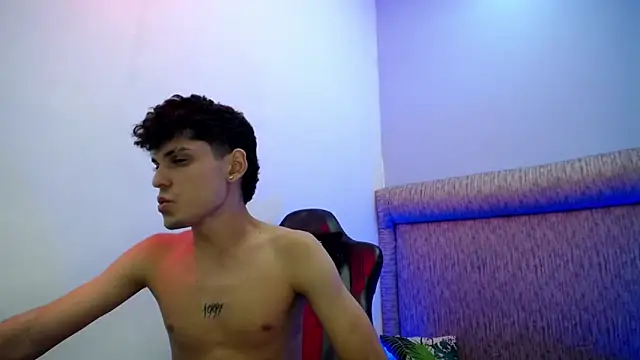 dilan_hott_'s cam snapshot