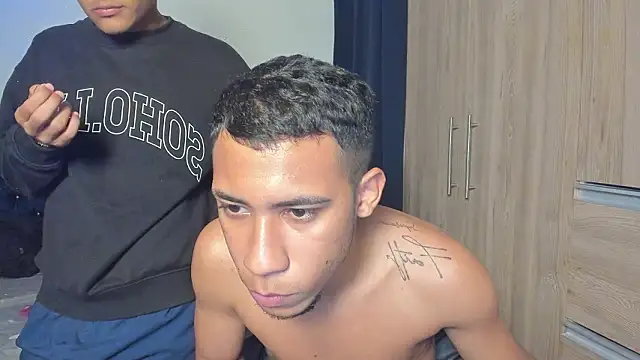 isaac_master77's cam snapshot