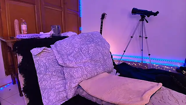 Giantonelawow's cam snapshot