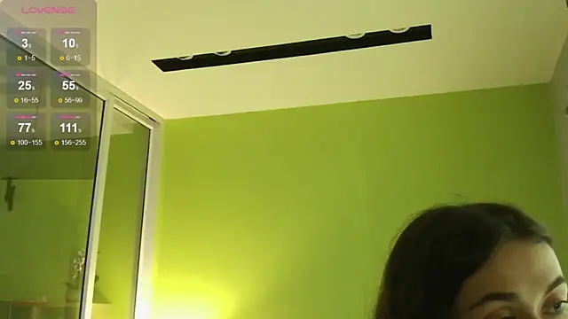 sadetuiningaa's cam snapshot