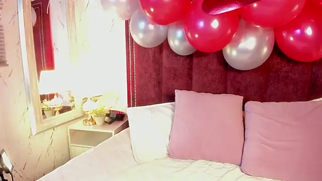 Emmadancer's cam snapshot