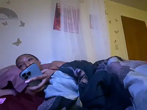 LeBimbo's cam snapshot