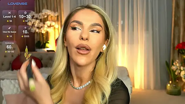 ChloeVelvetx's cam snapshot