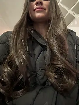 Isabella21_'s cam snapshot