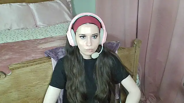 alisonfields's cam snapshot