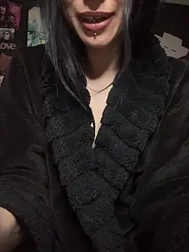 MissMidnightUK's cam snapshot