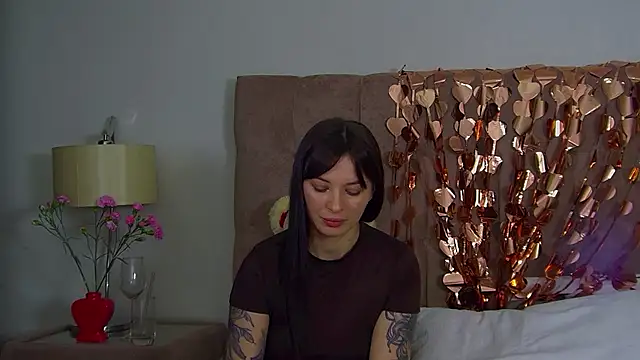 AlexandraBloom's cam snapshot