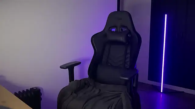 -KroshkaEnot-'s cam snapshot