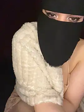 RooVaaN-Xx live sex cam