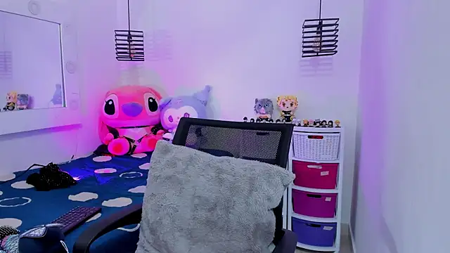 KimberlyJohnsoon live sex cam