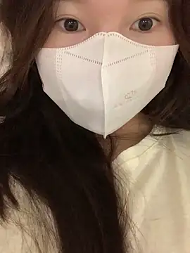 Rin-yiyi live sex cam