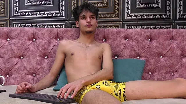 KevinnSpice live sex cam