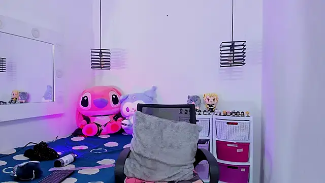 KimberlyJohnsoon live sex cam