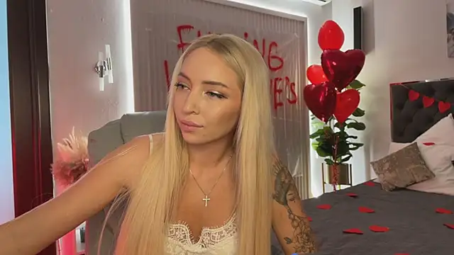 OhMyEmma's cam snapshot