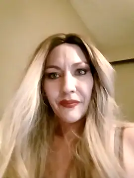 ShyGirlV's cam snapshot