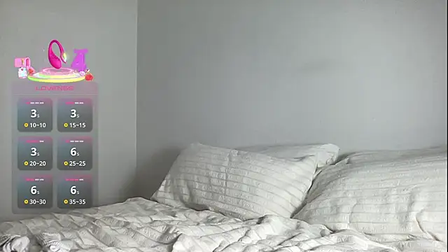 KeelyGar22's cam snapshot