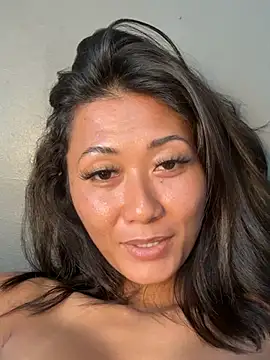 thai-dreamgirl's cam snapshot