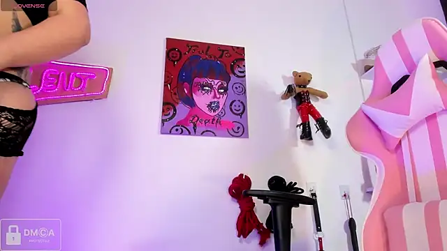 Madison_Flower's cam snapshot