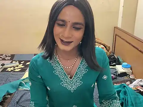 LuvLayla live sex cam