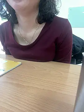 -NhaKy22 live sex cam