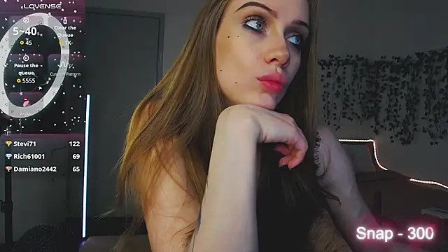 EvaLone1's cam snapshot