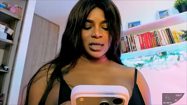 Alianaxlover_'s cam snapshot