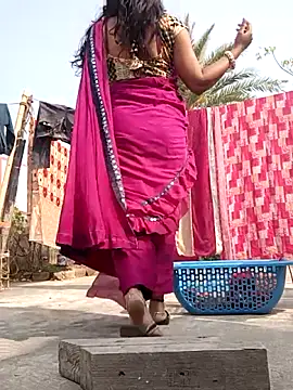 monu_bhabi's cam snapshot